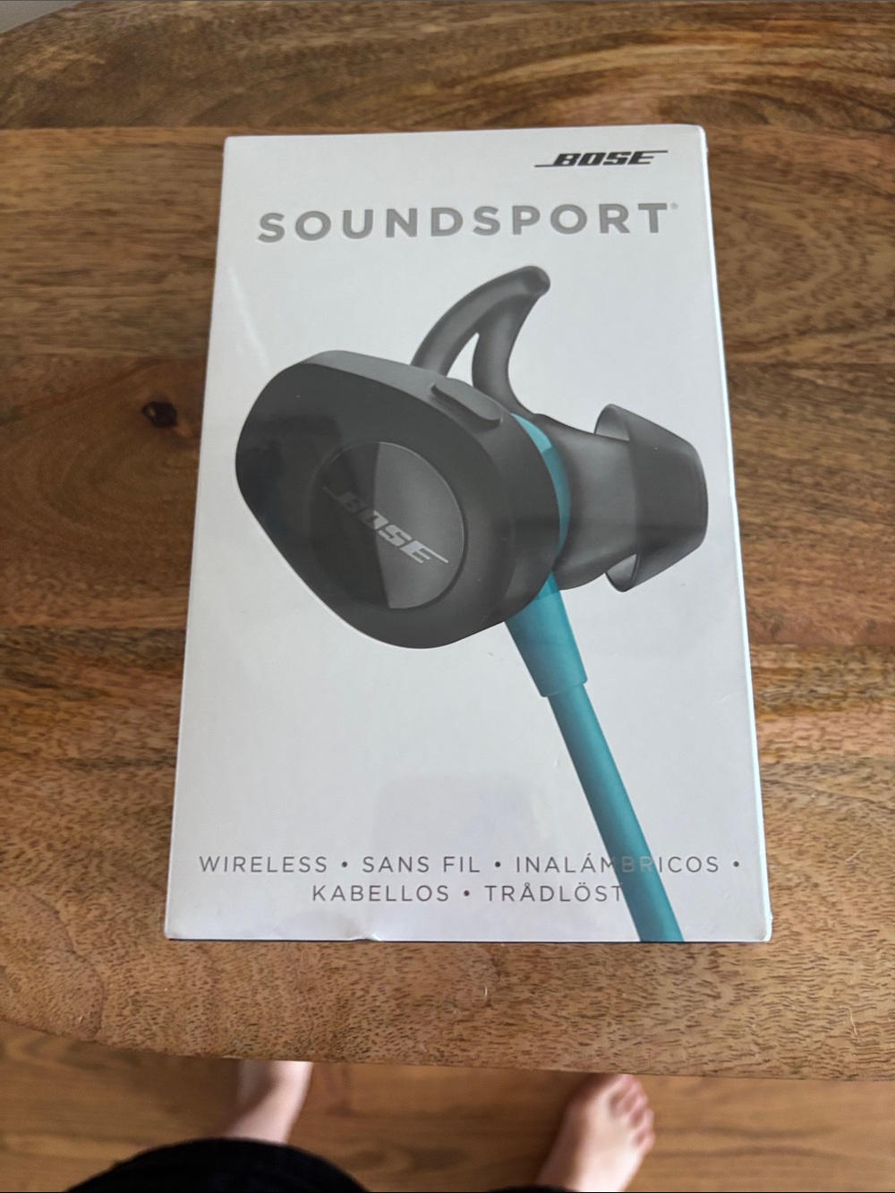 Bose SoundSport Wireless Earbuds - Black with Teal Cable Accent